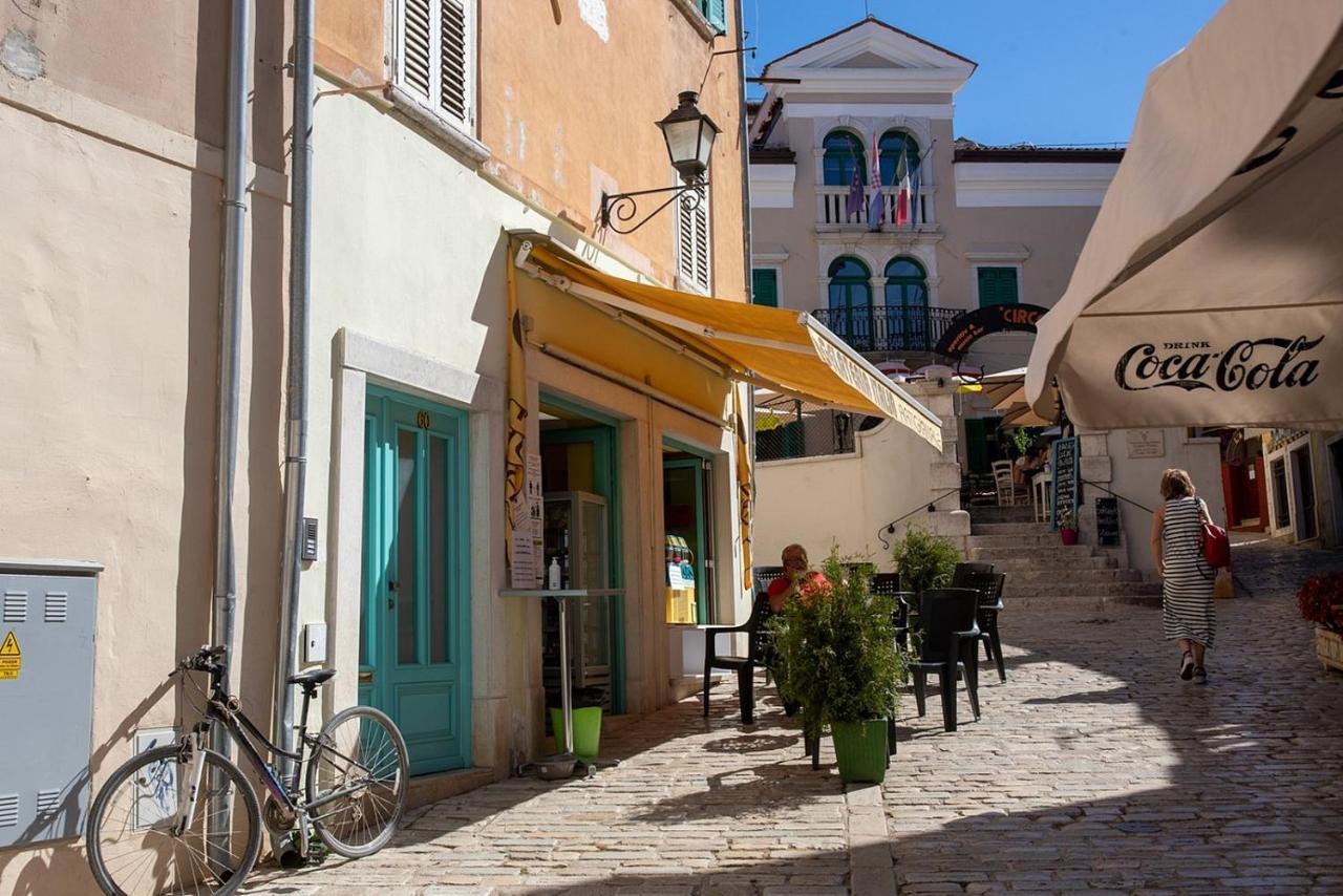 Ferienwohnung Crystal Deluxe Rovinj Exterior foto