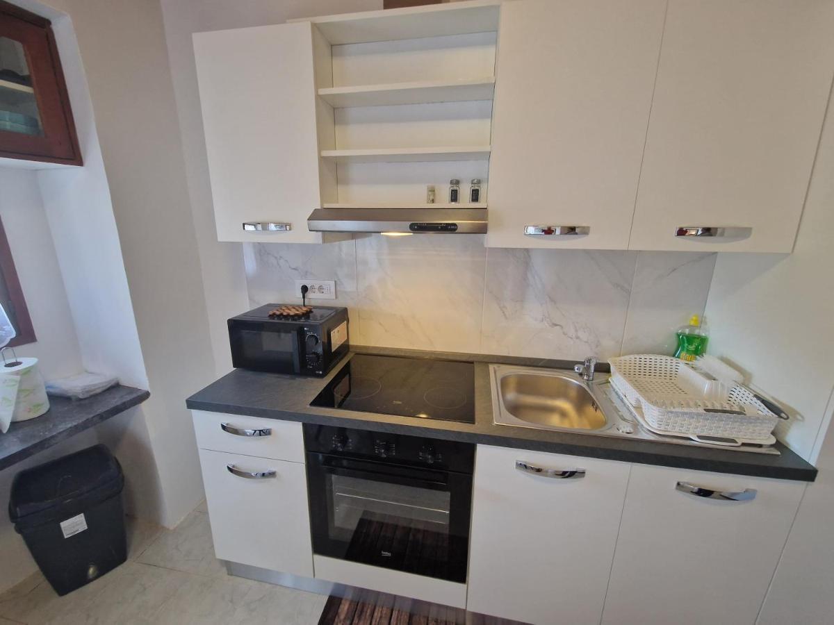 Ferienwohnung Crystal Deluxe Rovinj Exterior foto