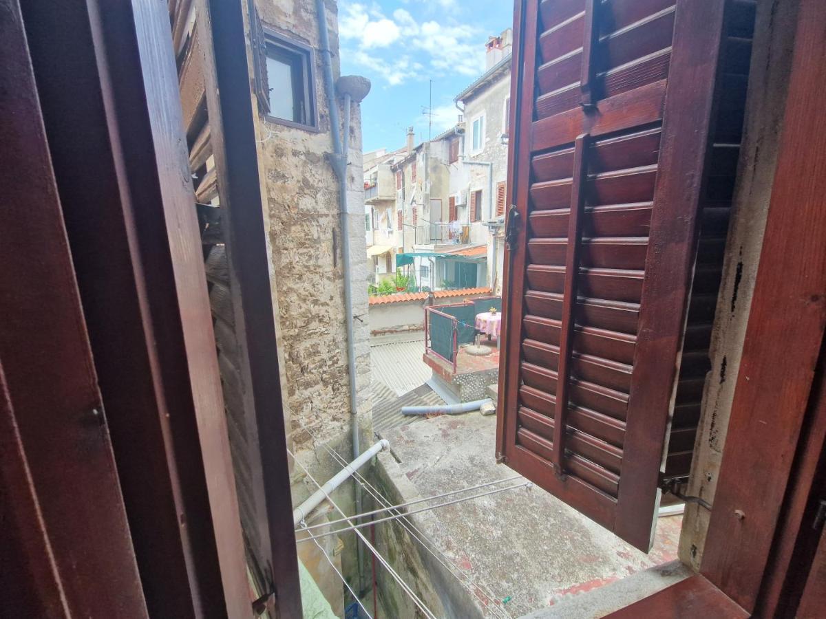 Ferienwohnung Crystal Deluxe Rovinj Exterior foto