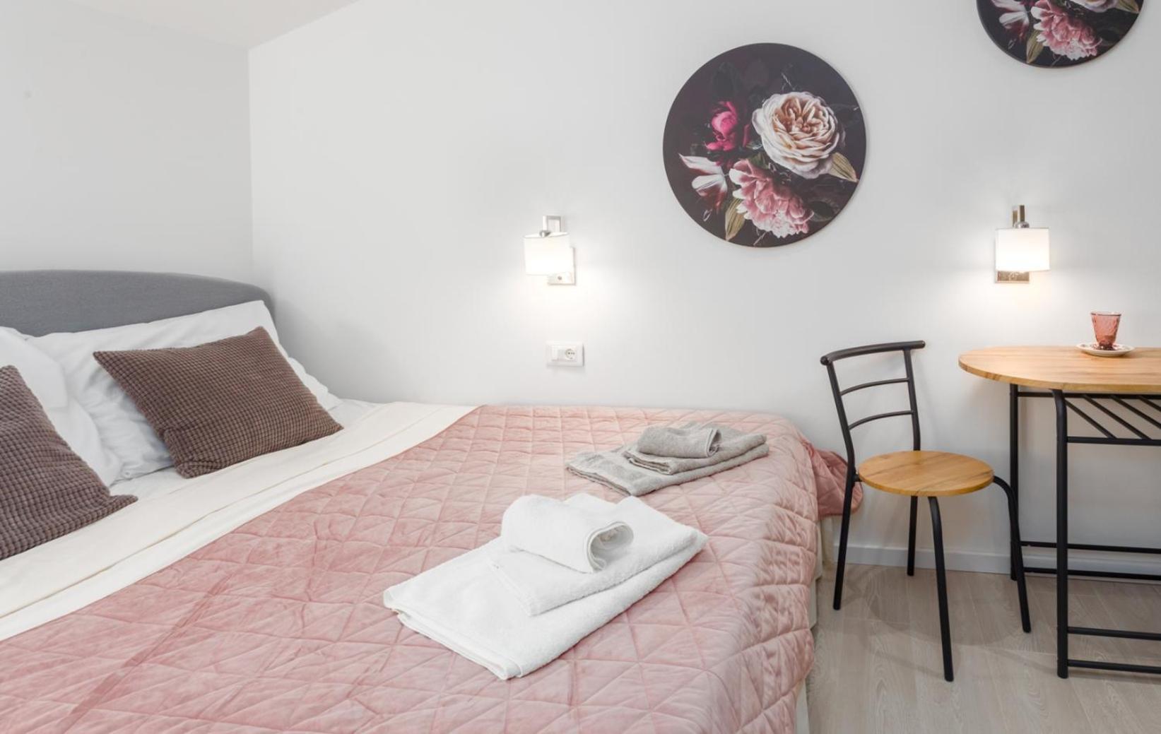 Ferienwohnung Crystal Deluxe Rovinj Exterior foto