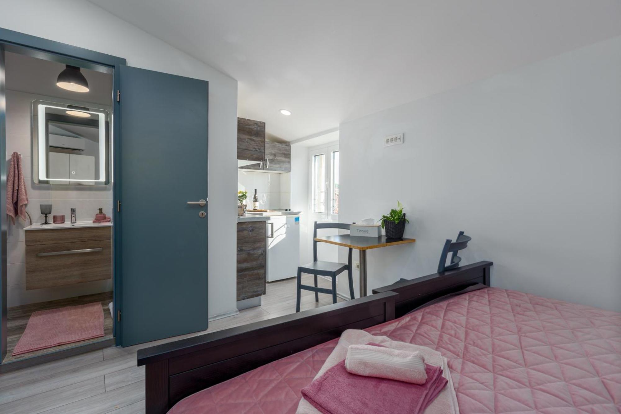 Ferienwohnung Crystal Deluxe Rovinj Exterior foto